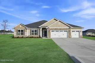 104 Manchester Court, La Grange, NC 28551 – photo 1: 2505 3rd car garage