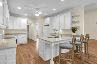 8724 Sedgley Drive, Wilmington, NC 28412 – photo 10: Kitchen