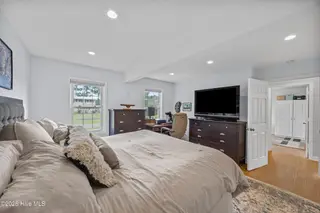 141 Hargrove Drive, Wilmington, NC 28411 — 2-bedroom home in Weaver Acres, Wilmington, NC, photo 10 of 32: 23_primary bedroom