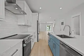211 Spartanburg Avenue 2, Carolina Beach, NC 28428 – photo 11: 30-web-or-mls-DSC04217