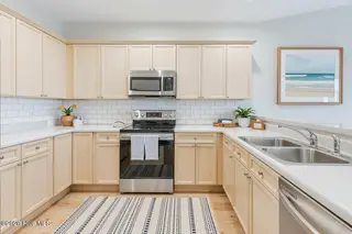 5118 Elton Drive SE, Southport, NC 28461 — 3-bedroom townhome in South Harbour Village, Southport, NC, photo 19 of 62: homeai1772601591989