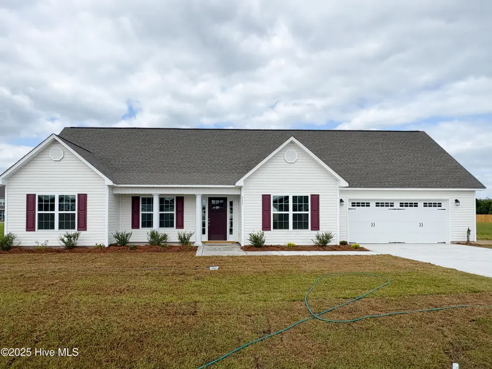 711 Puppy Drum Lane, Maysville, NC 28555 – photo 1 of 12: IMG_5771