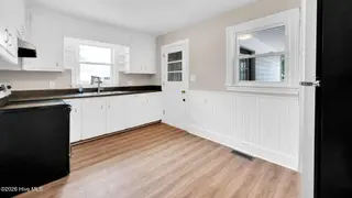 2609 Jefferson Drive, Greenville, NC 27858 – photo 18: 18-web-or-mls-2609 Jefferson Drive-17