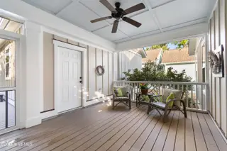 6463 Timber Hitch Drive SW, Ocean Isle Beach, NC 28469 – photo 10: Screened Breezeway