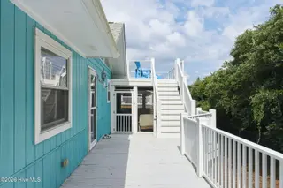 1607 Emerald Drive, Emerald Isle, NC 28594 – photo 8: 1607 Emerald Drive