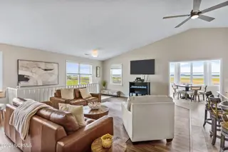 1135 S Topsail Drive, Surf City, NC 28445 – photo 8: 10_1135stopsail_00010
