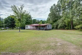 102 Gloria Court, Vanceboro, NC 28586 – photo 12: 04-1002_Gloria_Ct-26