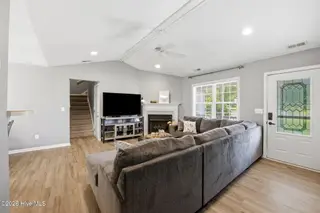 1116 Tebo Road, New Bern, NC 28562 – photo 6: Living room
