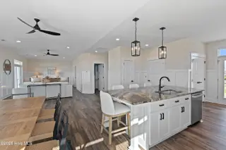 105 Ocean Boulevard W, Holden Beach, NC 28462 – photo 2