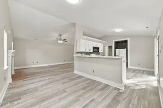 262 S Creek Drive, Jacksonville, NC 28540 — 3-bedroom home in South Creek, Jacksonville, NC, photo 14 of 56: 13-web-or-mls-IMG_3111