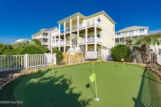 1010 Ocean Drive, Emerald Isle, NC 28594 – photo 6: 3-web-or-mls-chadwick-visuals-1010-ocean