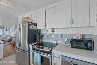 925 Ocean Boulevard W, Holden Beach, NC 28462 – photo 10: 925OceanBlvdW - 29