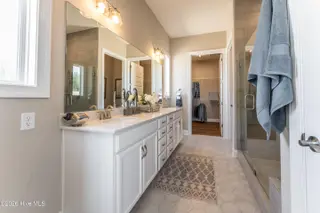 243 Dona Drive, Carthage, NC 28327 – photo 16: 25 HHHunt Homes Retreat Primary Bath