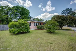 613 Franklin Avenue, New Bern, NC 28560 – photo 11: 10-613_Franklin-25