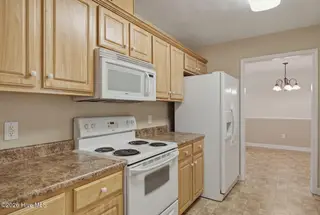 1481 E Boiling Spring Road, Southport, NC 28461 – photo 16: 25-web-or-mls-Cammediallc.com (31 of 44)