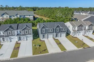 313 Parkington Lane 86a, Ocean Isle Beach, NC 28469 – photo 3: townhomes