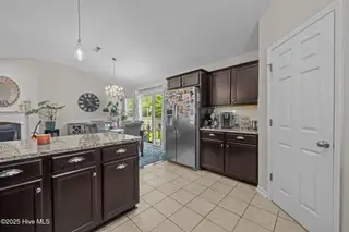 3118 Drew Avenue, New Bern, NC 28562 – photo 4: 32-web-or-mls-DSC_3306