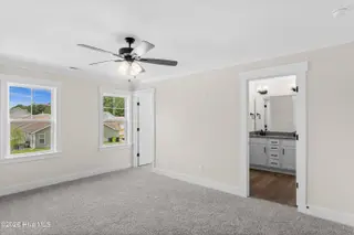 318 Hawks Bluff Drive, New Bern, NC 28560 – photo 13: 23-DSC09832