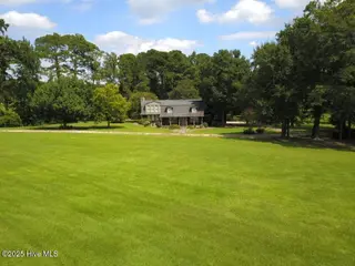 4040 Nc 903, Albertson, NC 28508 — 4-bedroom home, Albertson, NC, photo 8 of 41: Large Yard