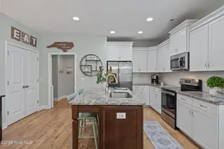893 Dan Owen Drive, Hampstead, NC 28443 – photo 15: 45-web-or-mls-DSC05329