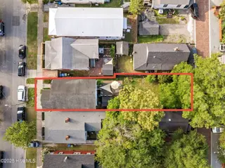 117 S 8th Street, Wilmington, NC 28401 – photo 3: 63-web-or-mls-DJI_20250628112449_0370_D