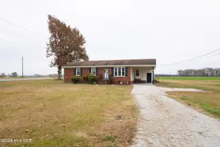 800 S Vance Street, Fremont, NC 27830 – photo 2: 800 S Vance St3