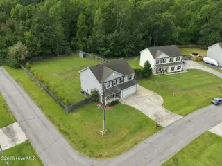 105 Lewis Humphrey Lane, Hubert, NC 28539 — 4-bedroom home in Waters Edge, Hubert, NC, photo 4 of 48: 11-web-or-mls-DJI_20260925125047_0055_D