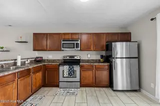 303 Glen Cannon Drive, Jacksonville, NC 28546 – photo 10: glencannon-10