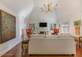 140 Love Thirty Lane, Pinehurst, NC 28374 — 3-bedroom townhome in Lawn and Tennis, Pinehurst, NC, photo 5 of 28: 260926-140Love30Lane-5059