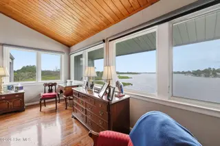 22 Batts Hill Road, New Bern, NC 28562 – photo 21: 7-web-or-mls-0C0A6468_edit