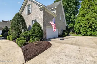 932 Chesapeake Place, Greenville, NC 27858 – photo 7: 006_DSC_3968