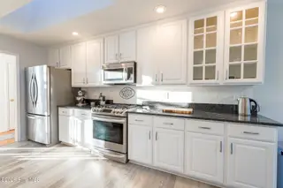 208 Eighth Street, New Bern, NC 28560 — 3-bedroom home in Trolley Run, New Bern, NC, photo 13 of 61: 208 Eighth Street