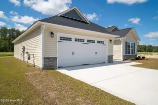 4016 Bluewater Boulevard, New Bern, NC 28562 – photo 5: 4016 Bluewater-5