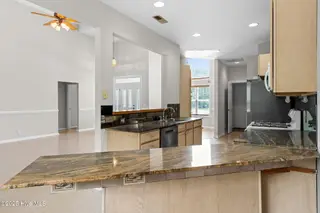 3264 St James Drive SE, Southport, NC 28461 – photo 11: 10-web-or-mls-CAMMediaLLC.com updt-10
