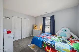 303 Greenbriar Drive, Jacksonville, NC 28546 – photo 16: 18-web-or-mls-303 Greenbriar Dr. 39