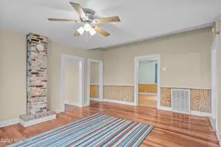 1204 Castle Street, Wilmington, NC 28401 – photo 10: 19-web-or-mls-DSC04212