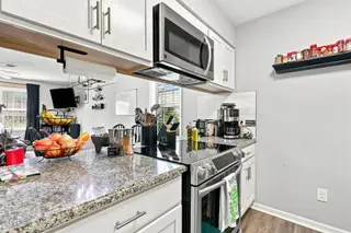 208 Old Oak Road, Elizabeth City, NC 27909 – photo 13: 22-web-or-mls-IMG_8333_edit