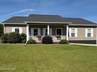 836 Queens Creek Road, Hubert, NC 28539 – photo 1: IMG_3423