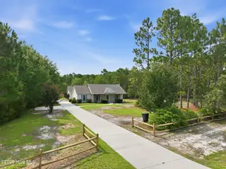 133 Sheldon Street, Newport, NC 28570 – photo 5: front view of house
