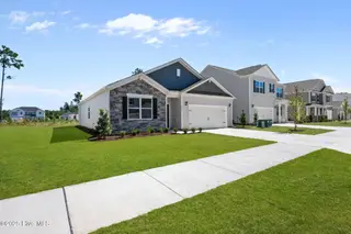 2021 Minnette Circle, New Bern, NC 28562 – photo 3: 3-web-or-mls-DSC_3443_1