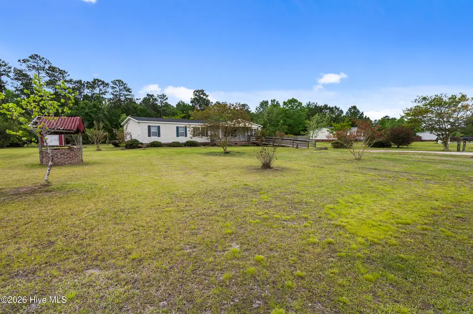 101 Aberdeen Lane, Jacksonville, NC 28540 – photo 1 of 46: Front