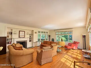 15 Mccaskill Road W, Pinehurst, NC 28374 – photo 22: Living room