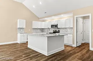 1301 Hunley Court, Winterville, NC 28590 – photo 9: 14-web-or-mls-BLS_0116_edit