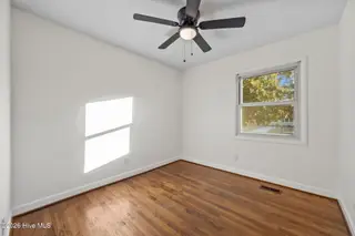 117 Sheffield Road, Jacksonville, NC 28546 – photo 23: 48-web-or-mls-_RAD2238
