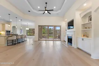 1825 S Moorings Drive, Wilmington, NC 28405 — 5-bedroom home in Landfall, Wilmington, NC, photo 5 of 73