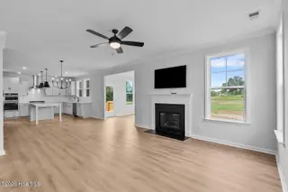 8921 Peplow Place, Wilmington, NC 28411 — 4-bedroom home in Scotts Hill Village, Wilmington, NC, photo 5 of 16: SIMILAR HOME NOT SUBJECT 2