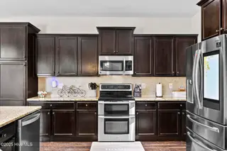 715 Southernwood Place, Hubert, NC 28539 — 4-bedroom home in Peyton's Ridge, Hubert, NC, photo 14 of 68