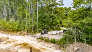 Havelock – photo 15: utility easement and entry gate