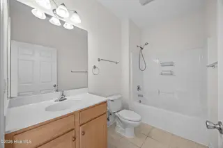 5341 Christian Drive, Wilmington, NC 28403 – photo 12: 10_bathroom