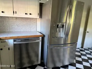1202 Ruffin Terrace, Kinston, NC 28504 – photo 11: Appliances